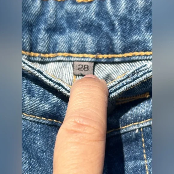 CARMAR Chara Emelia distressed Crop Jeans - Picture 6 of 14